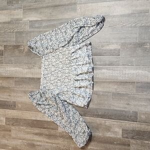 American Eagle brand peasant blouse